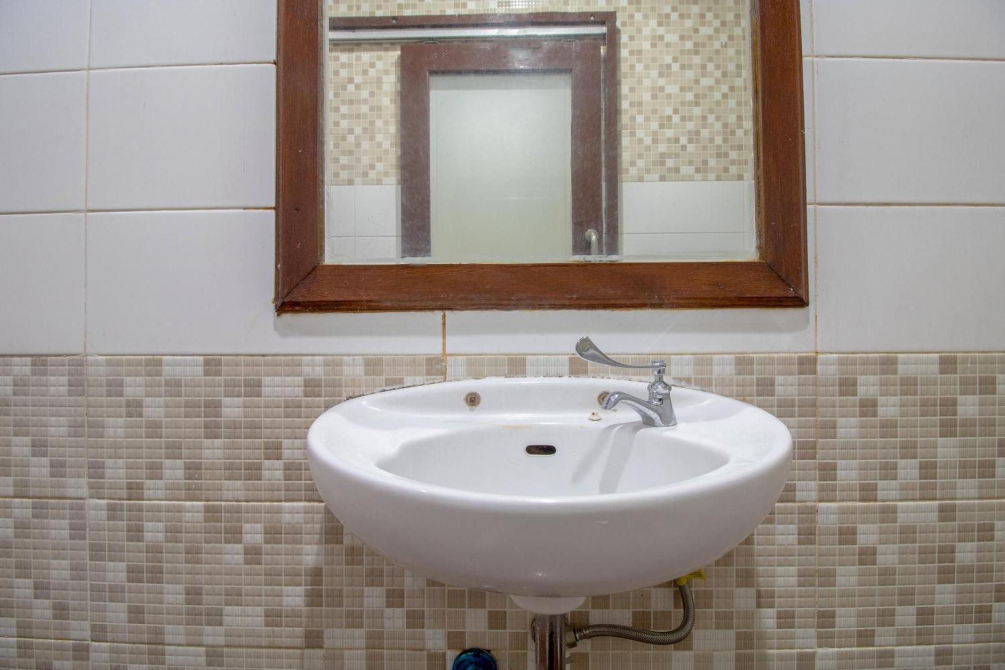 Flagship 2688 Guntur Hotel Denpasar Kültér fotó